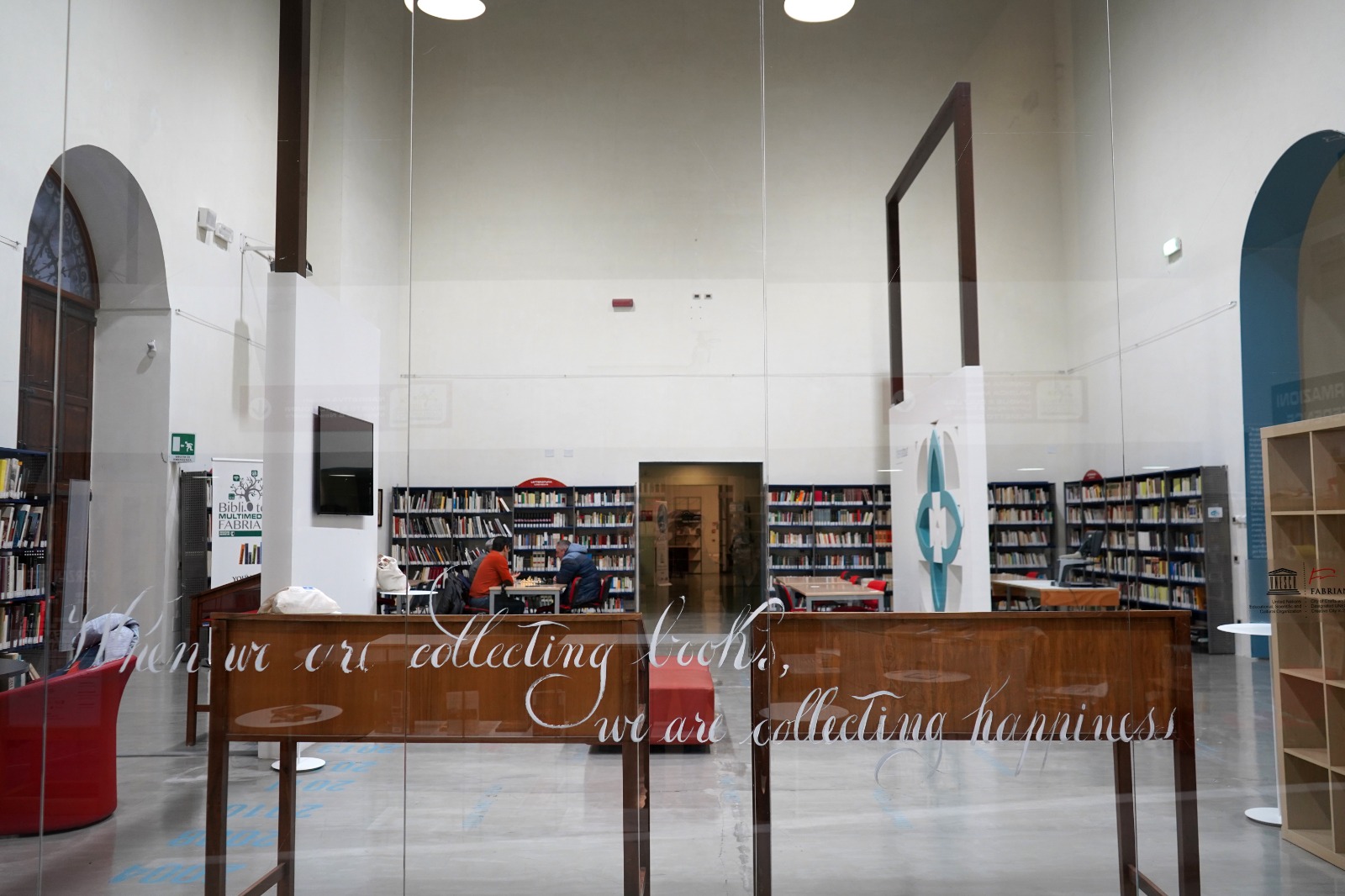 biblioteca (2)